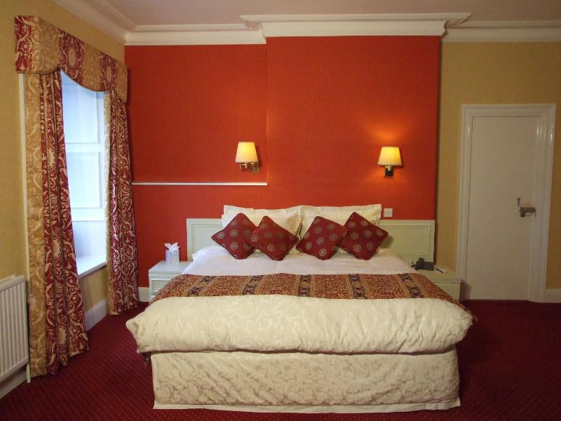Double Room image 2
