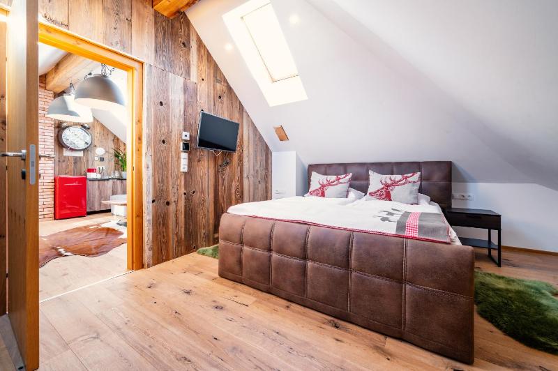 Two-Bedroom Suite image 3