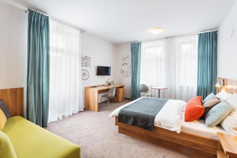 Triple Room image 4