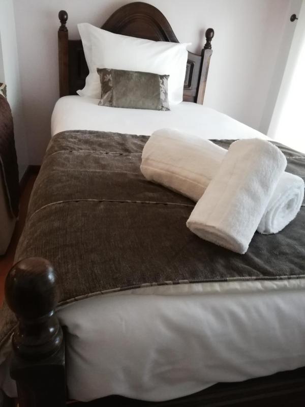 Double Room image 3