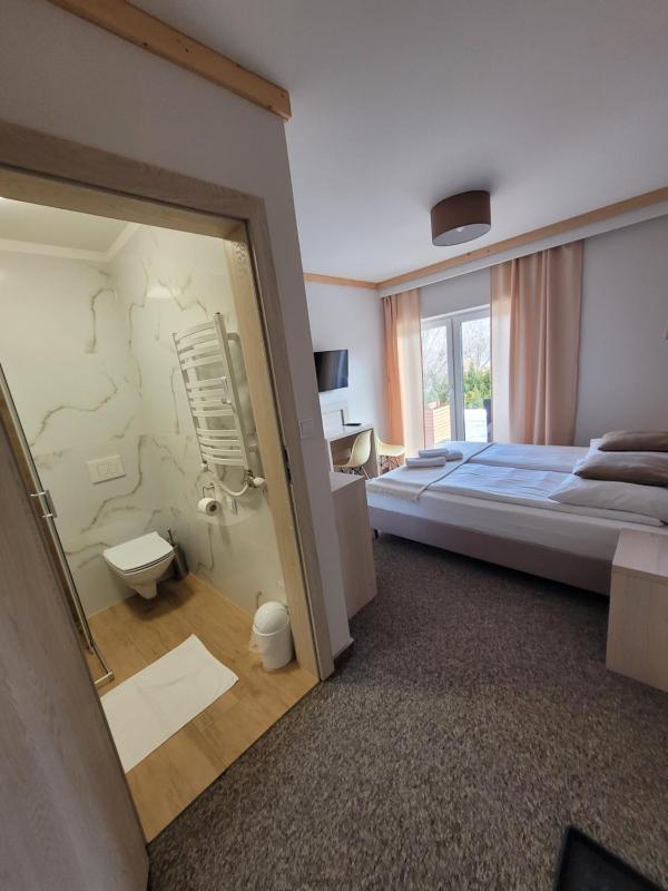 Double Room with Terrace image 3