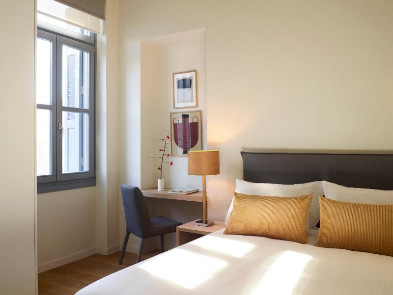 Apartment with Balcony image 4