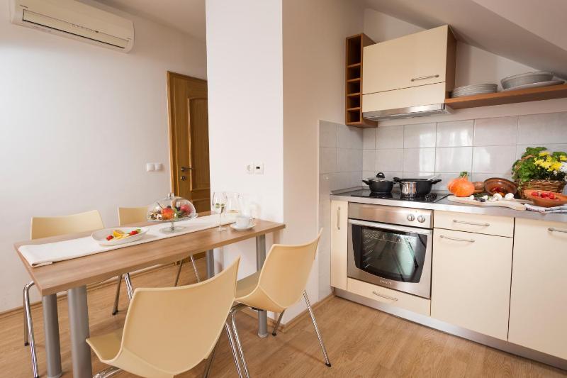 Apartment with Balcony image 4