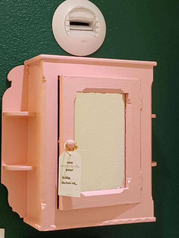 Chambre PURE avec un lit double image 3