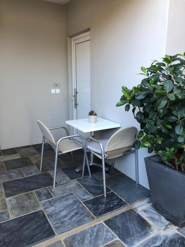 Vanessa House Luxury Apartments - image 40