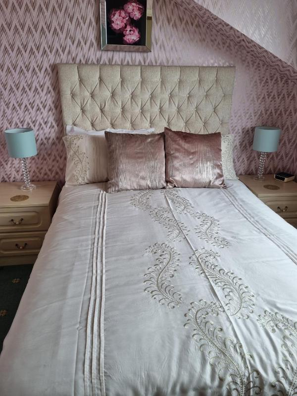 Double Room with Sea View image 1