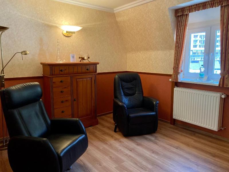 Comfort Room image 4