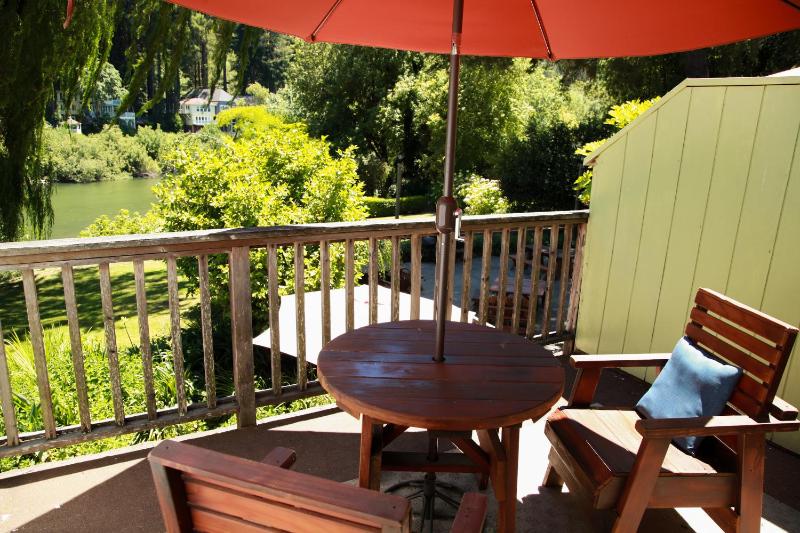 Apartment with Balcony image 2