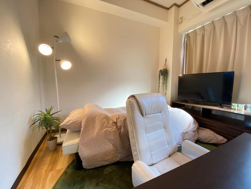 Yoyogi Apartment 2-401 by Tranova - image 15