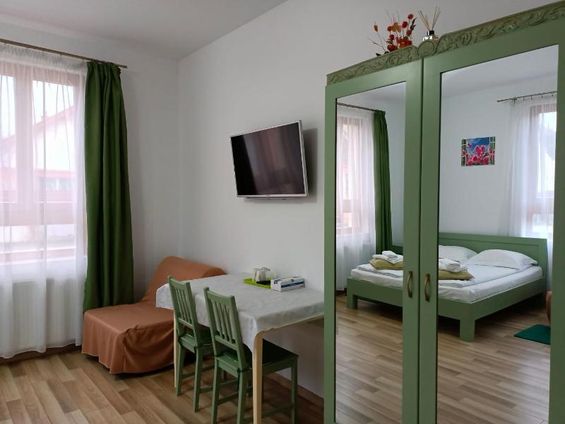 Superior Quadruple Room image 2