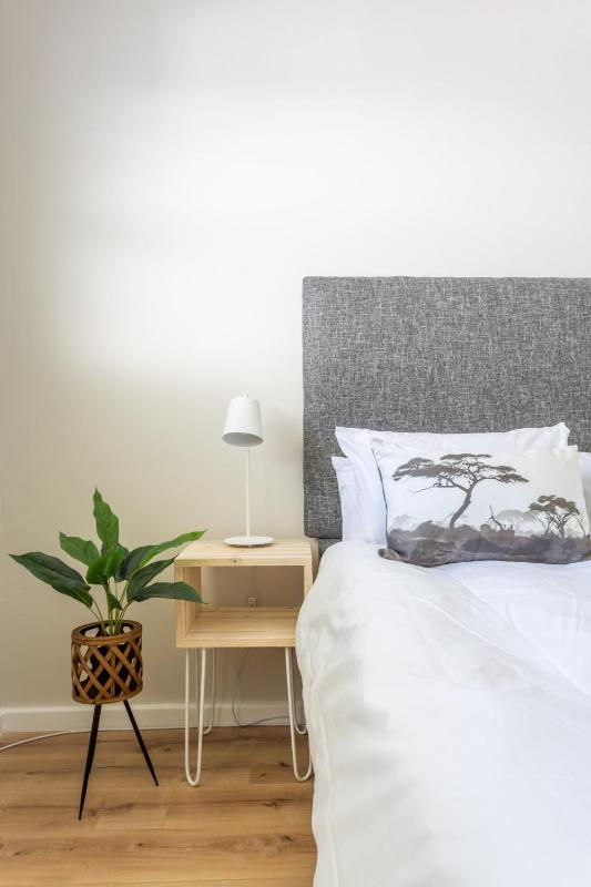 Woodlands Apartments - image 3
