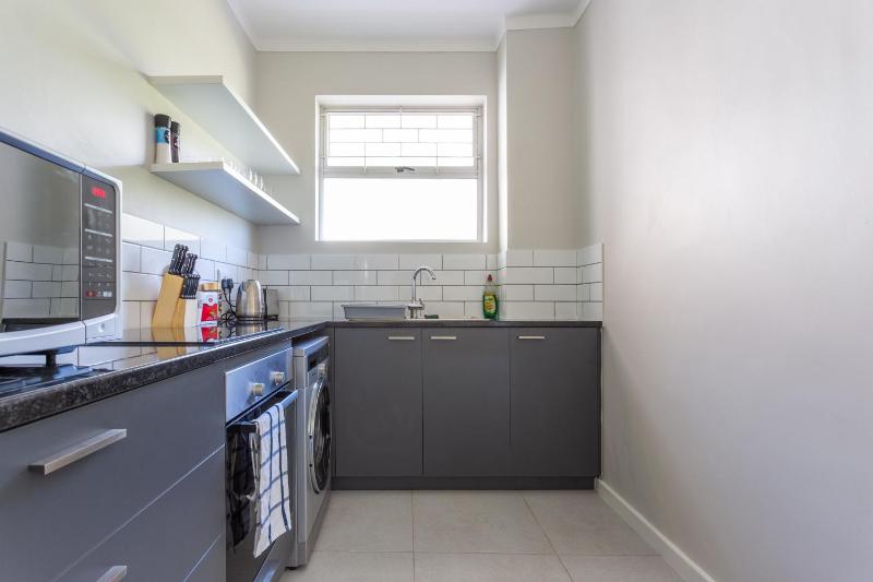 Woodlands Apartments - image 7