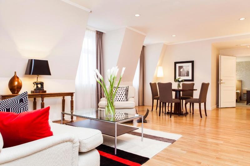 Suite image 4