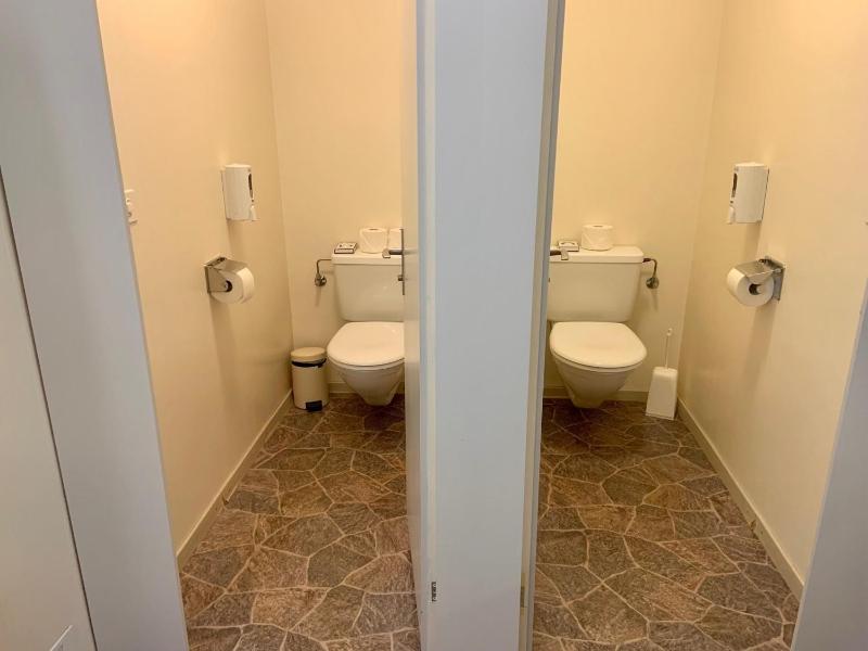 (5th Floor) Single Room with Shared Bathroom image 4