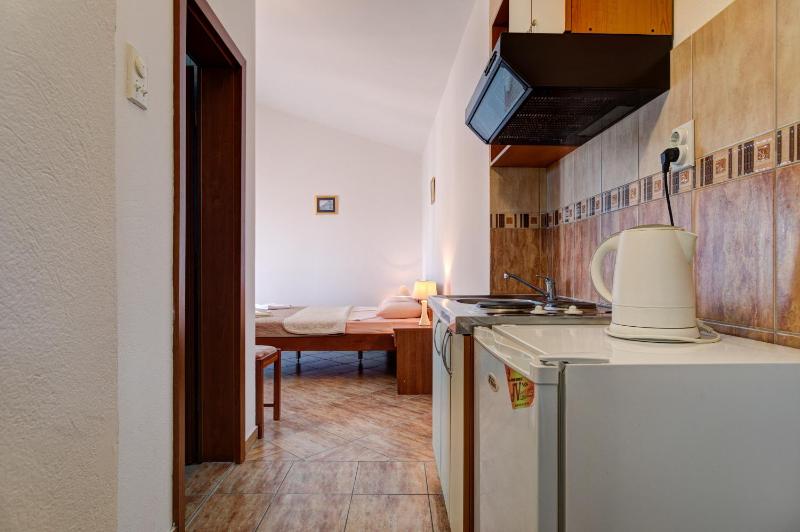Studio with Sea View image 2