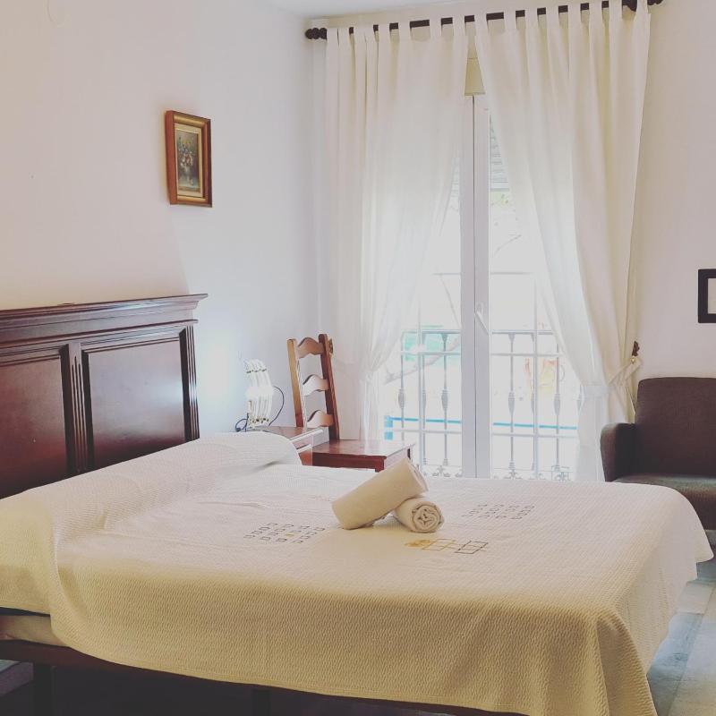 Hotel La Morena - image 11