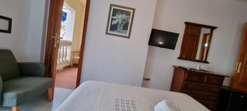 Hotel La Morena - image 10