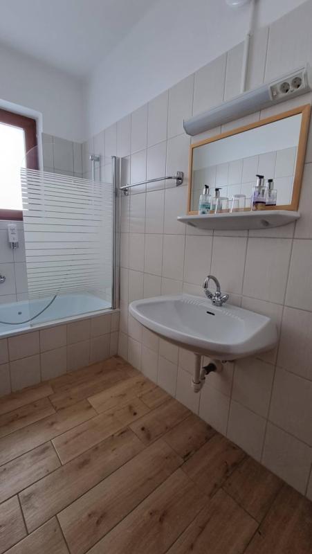 Triple Room with Balcony image 2