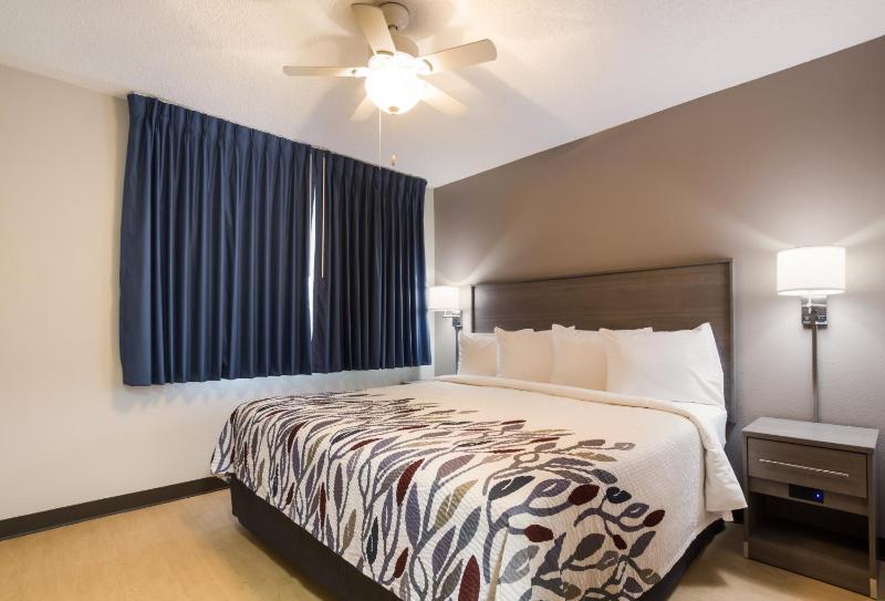 Suite King Room Non-Smoking image 1