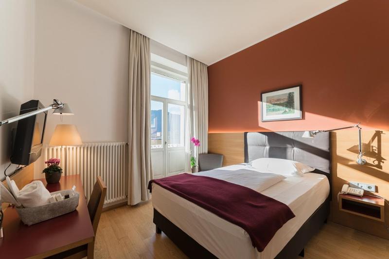 Superior Single Room with Balcony image 1