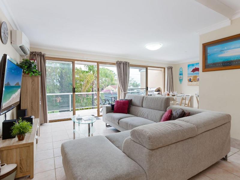 Frangipani 3 great townhouse with air con - image 10