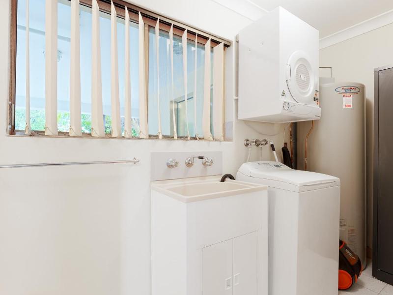 Frangipani 3 great townhouse with air con - image 17