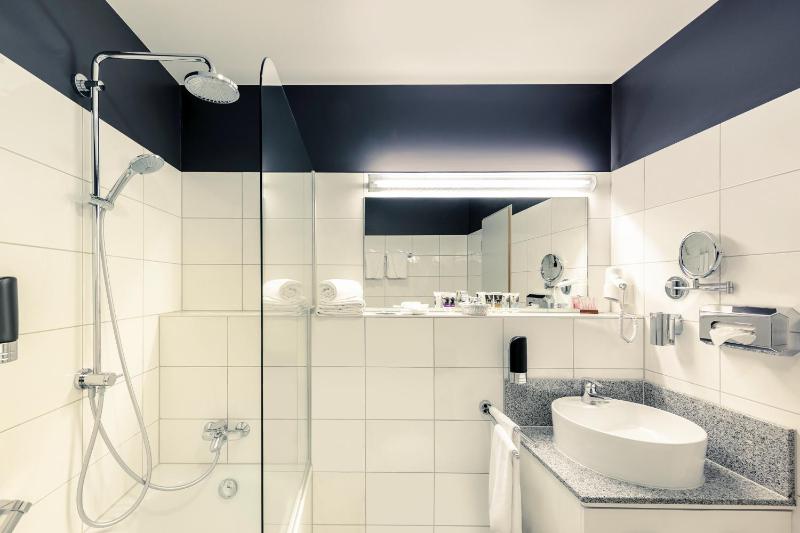 Superior Suite image 2