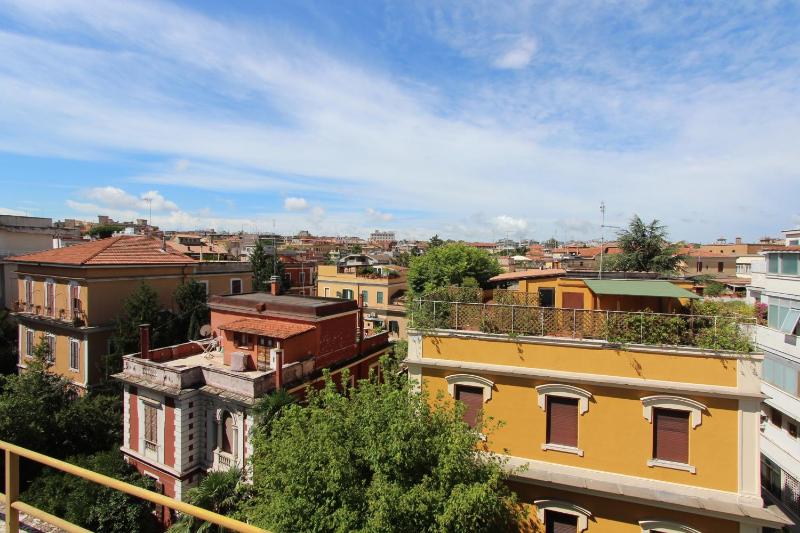 Standard Double Room image 2