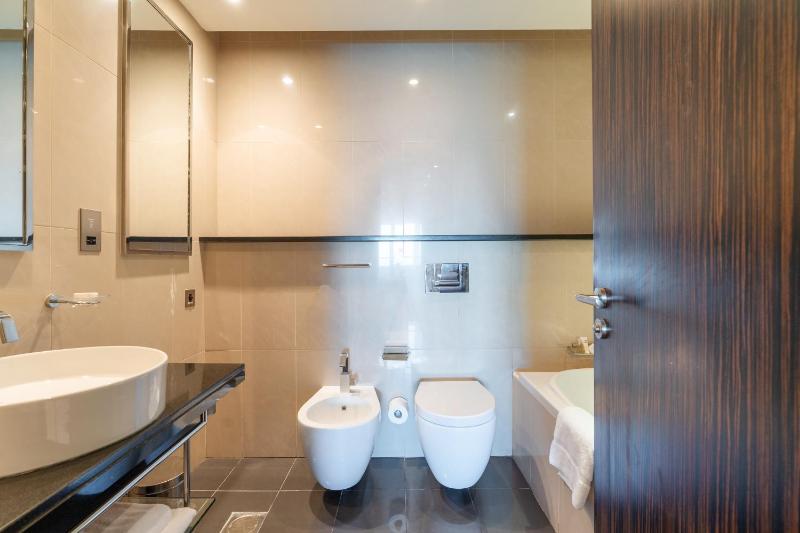 Royal Club By RVHR Bonnington Residential Tower - JLT - image 15