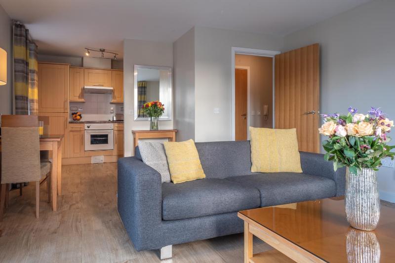 One-Bedroom Apartment image 1