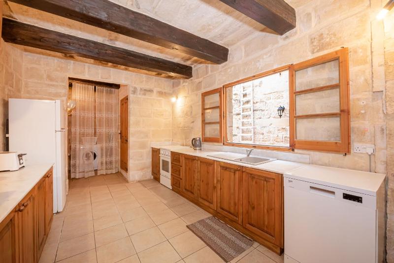 Three-Bedroom Villa (6 Adults) image 2
