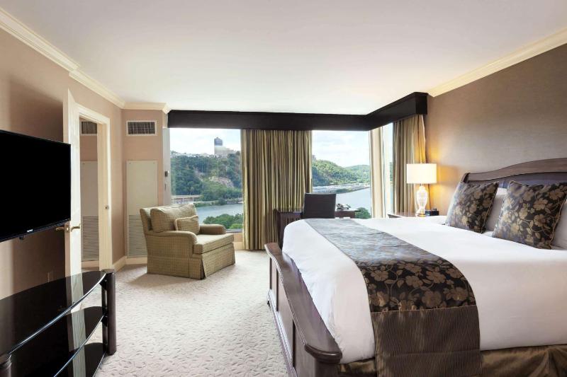 King Room - Disability Access image 3