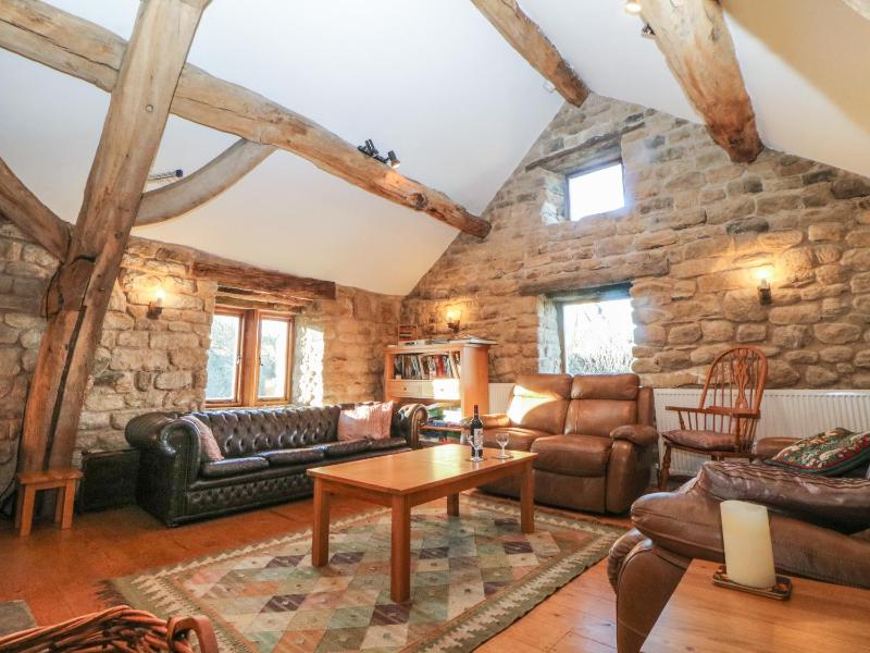 Wyndell Cruck Cottage - image 24