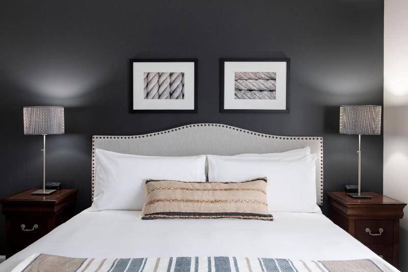 King Room image 1