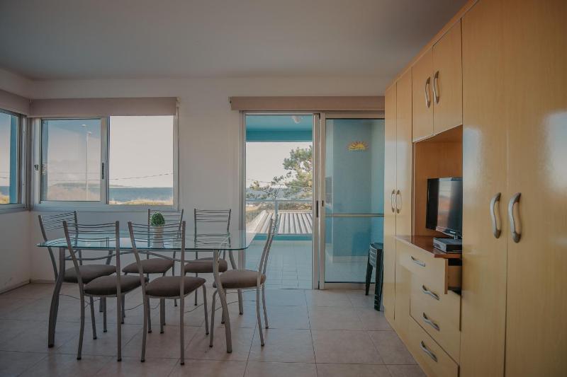 Apart Hotel Punta Sol - image 40