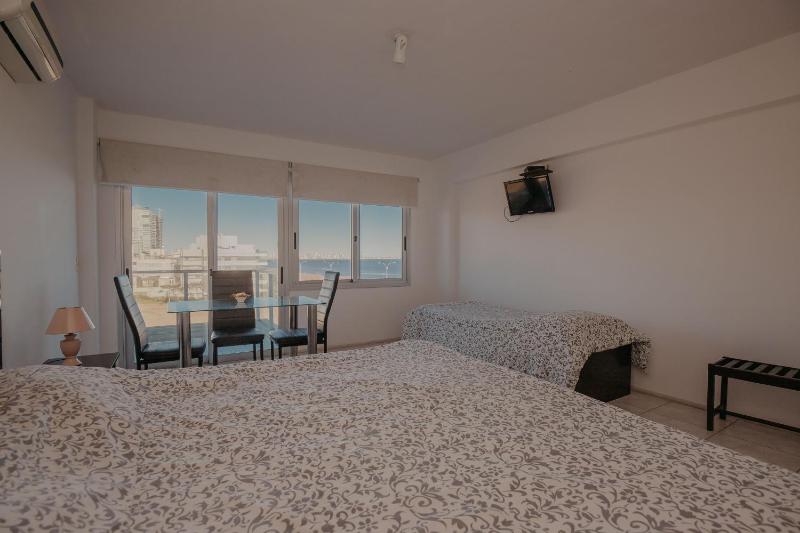 Apart Hotel Punta Sol - image 34