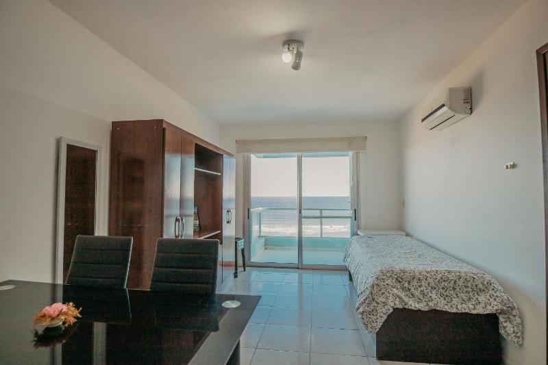Apart Hotel Punta Sol - image 36