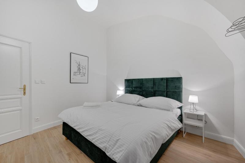 Palace Apartments - image 16