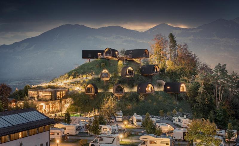 Chalet image 2