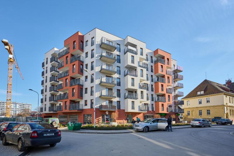 Apartments Dmowskiego Kępa Mieszczańska by Noclegi Renters - image 2