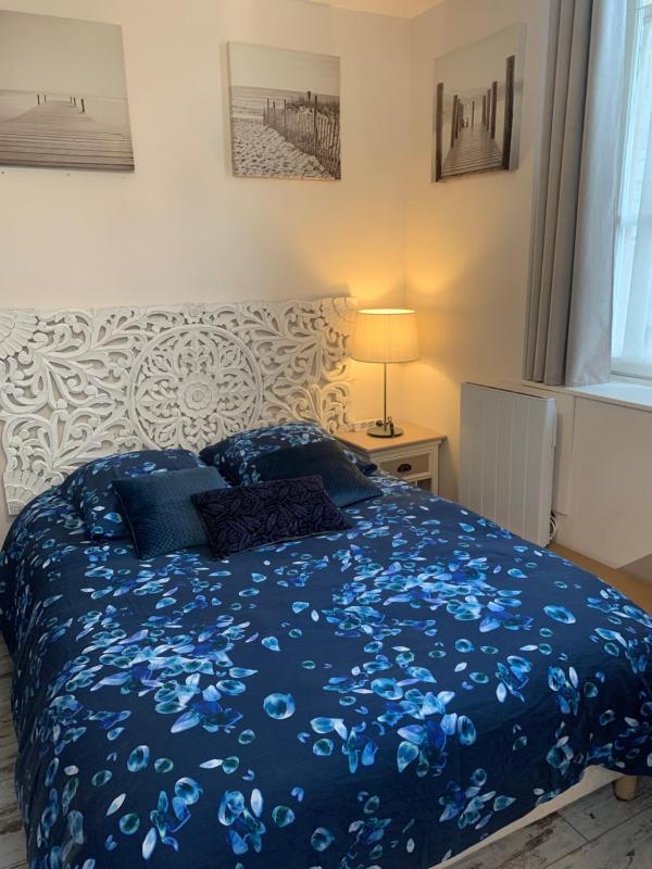 Lyon City Home's Bed & Breakfast - image 31