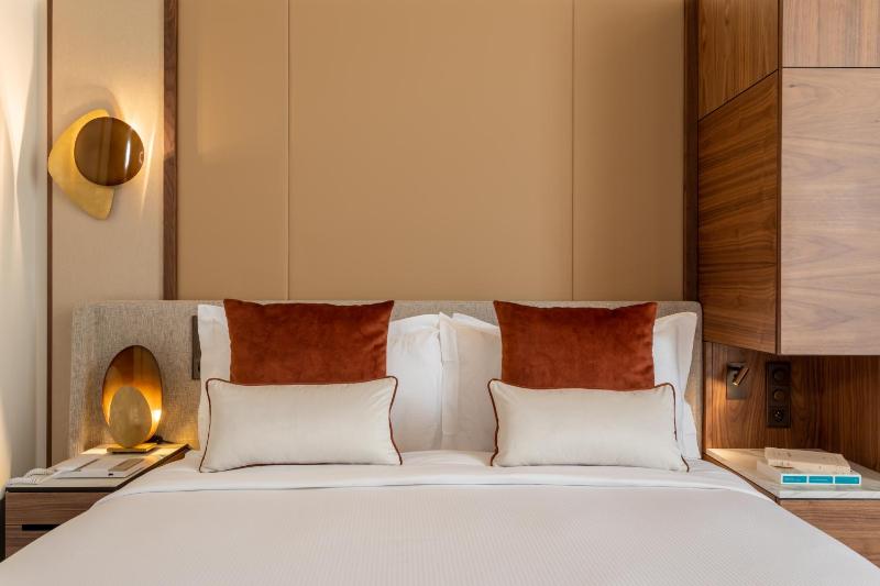 Classic Room image 1