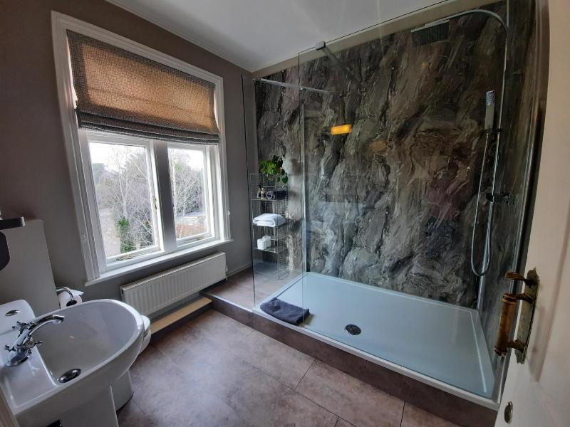 Superior Double or Twin Room image 3