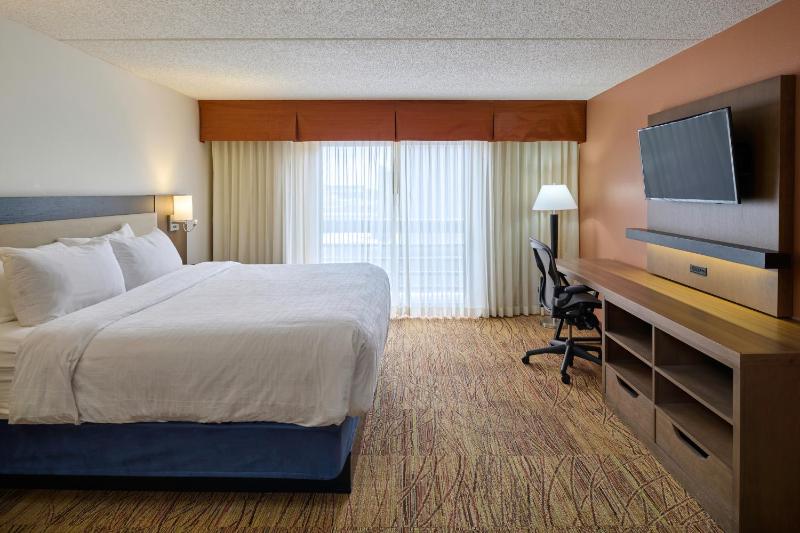 One-Bedroom King Tower Suite - Non-Smoking image 1