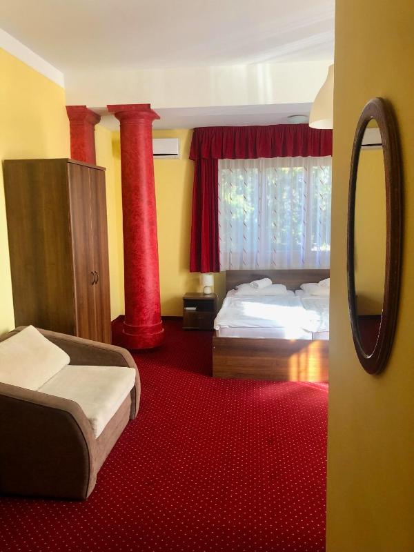 Superior Double or Twin Room image 3