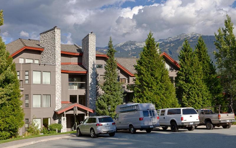 Greyhawk by Whistler Premier - image 8