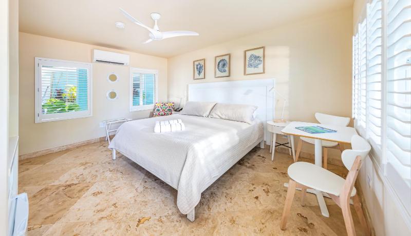 Waterfront Standard Room with King Bed image 3