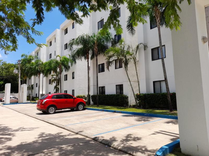 Departamento Planta Baja con parqueo en Condominio - image 15