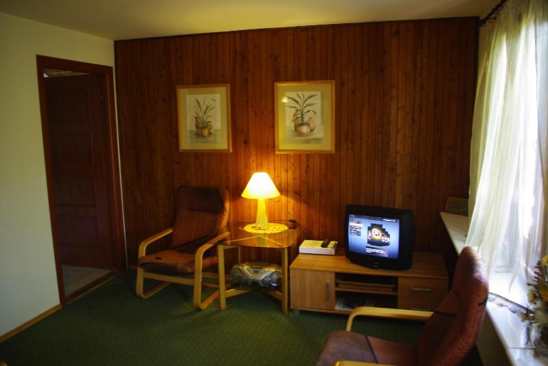 Suite with Garden View image 4