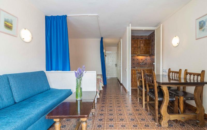 Apartamentos Complejo Eurhostal - image 7